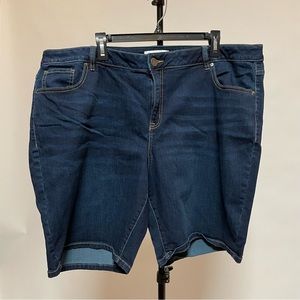 Lane Bryant dark wash denim Bermuda short plus 24